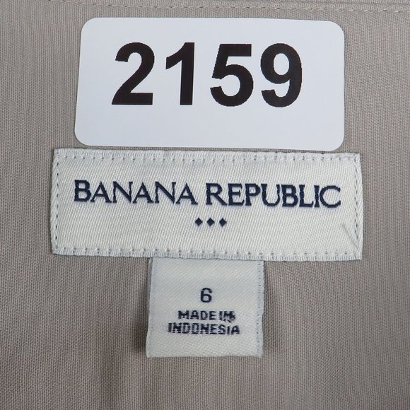 Banana Republic* Women's‎ 1/4 Side Zip 5" Slit Tan/Sand Pencil Skirt~ Size 6 - Picture 3 of 7